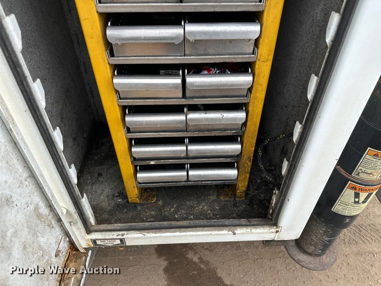 image for item DT6445 2019 Kenworth T370 utility / service truck