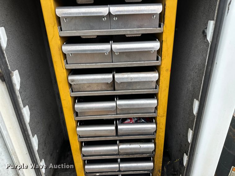 image for item DT6445 2019 Kenworth T370 utility / service truck