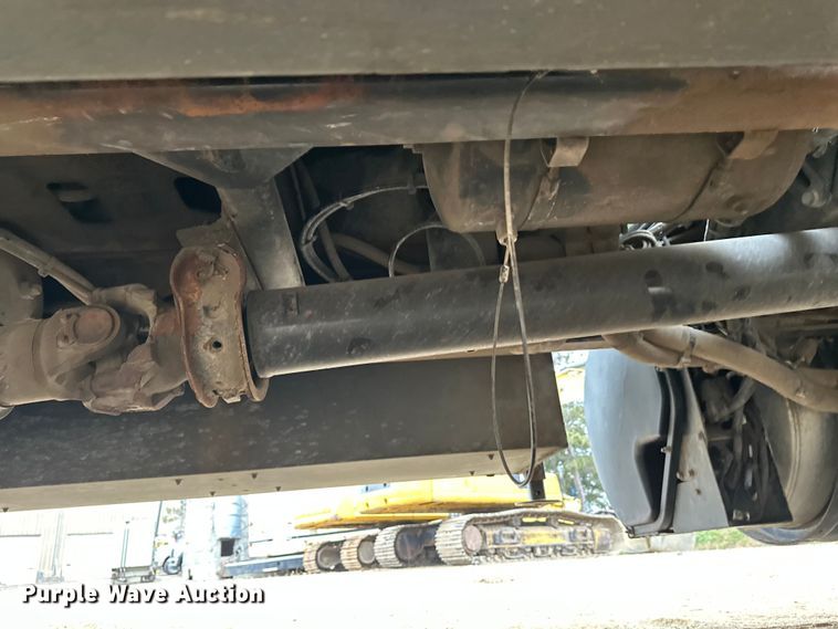 image for item DT6445 2019 Kenworth T370 utility / service truck