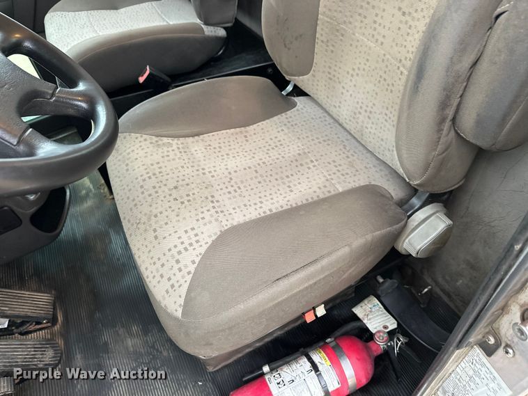 image for item DT6445 2019 Kenworth T370 utility / service truck