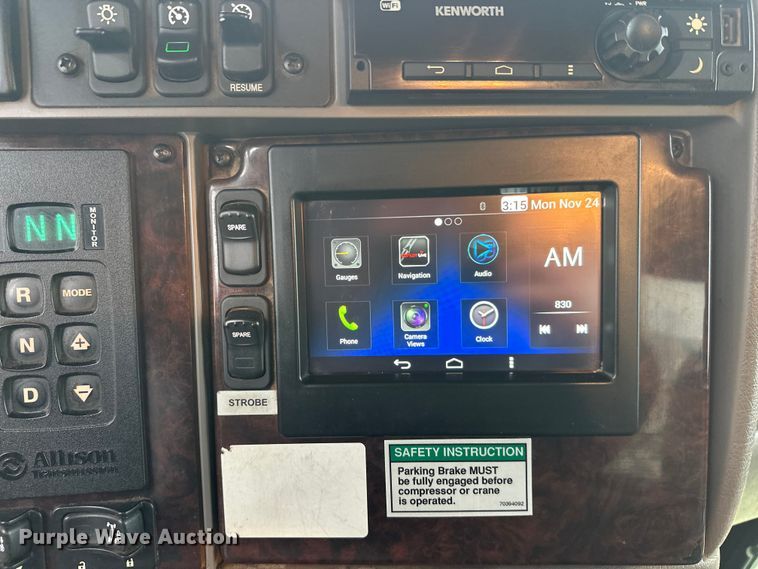 image for item DT6445 2019 Kenworth T370 utility / service truck