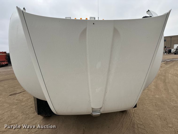 image for item DT6445 2019 Kenworth T370 utility / service truck