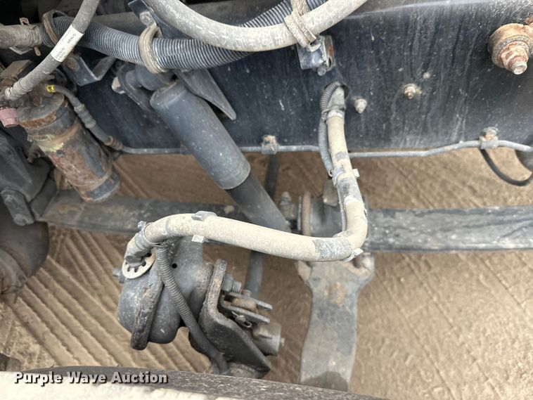 image for item DT6445 2019 Kenworth T370 utility / service truck