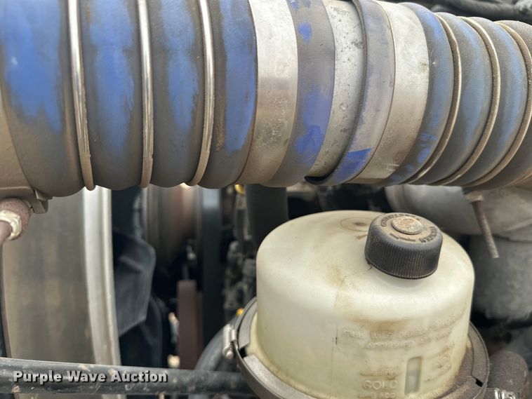 image for item DT6445 2019 Kenworth T370 utility / service truck