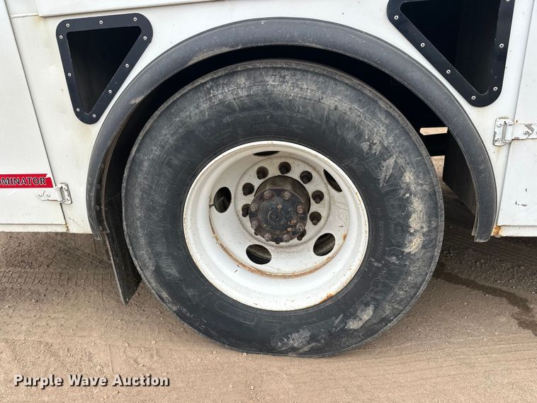 image for item DT6445 2019 Kenworth T370 utility / service truck