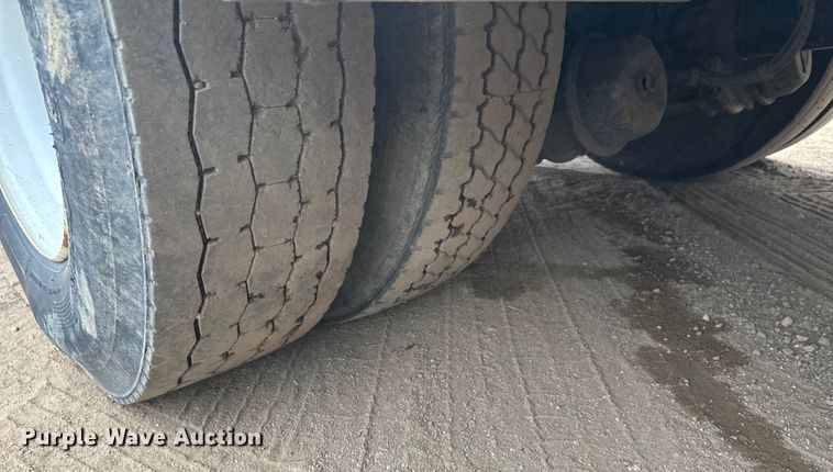 image for item DT6445 2019 Kenworth T370 utility / service truck