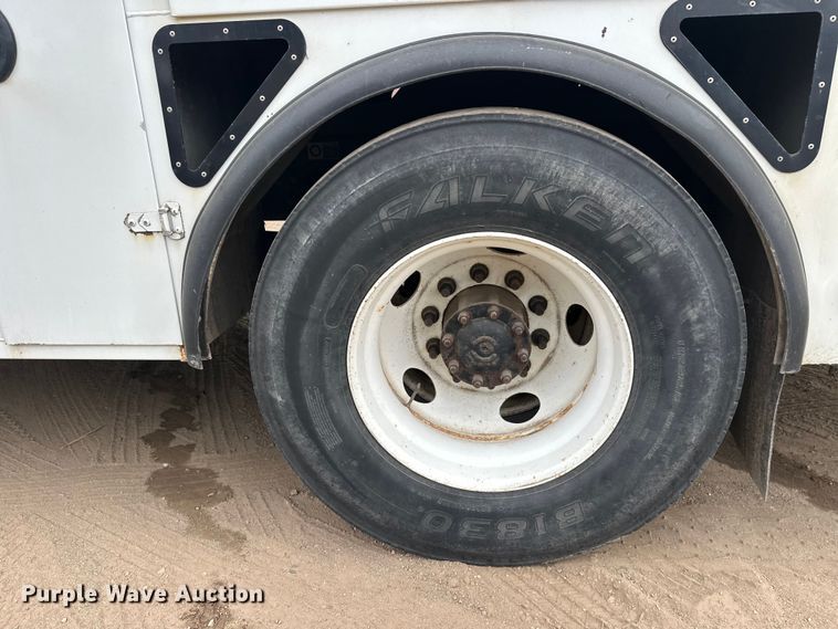 image for item DT6445 2019 Kenworth T370 utility / service truck