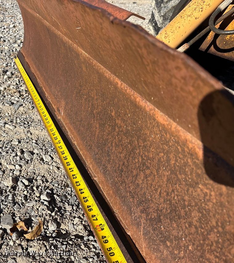 image for item DU1420 1994 Case 460 cable plow