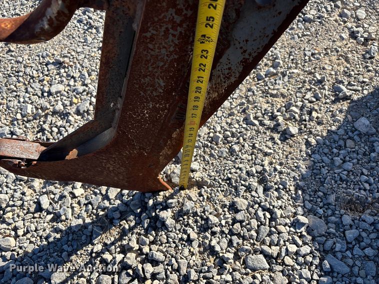 image for item DU1420 1994 Case 460 cable plow