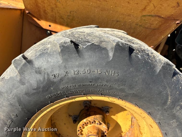 image for item DU1420 1994 Case 460 cable plow