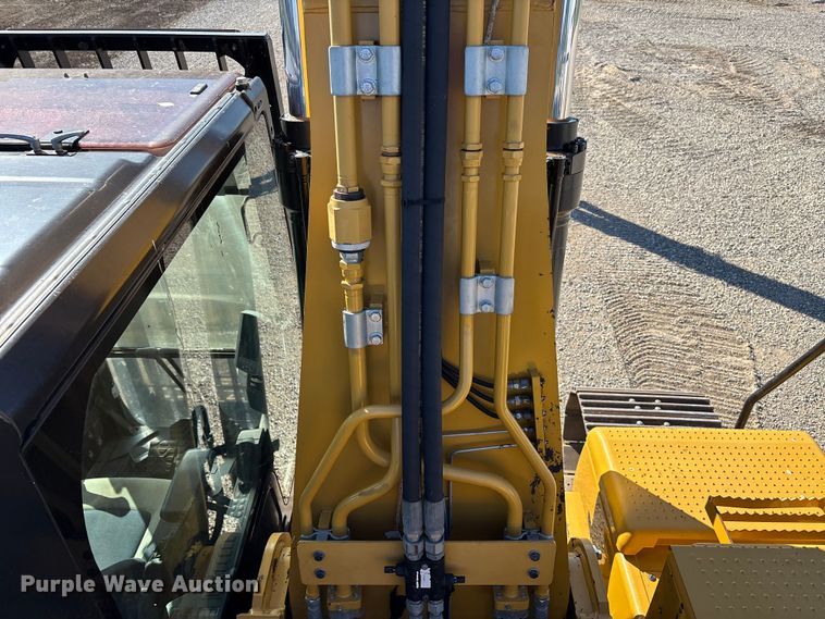 image for item DU1437 2018 Caterpillar 326F L long reach excavator