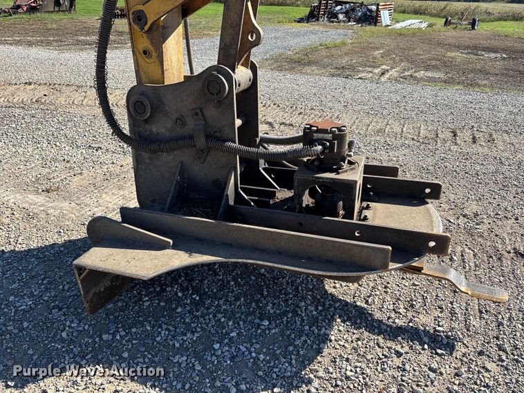 image for item DU1437 2018 Caterpillar 326F L long reach excavator