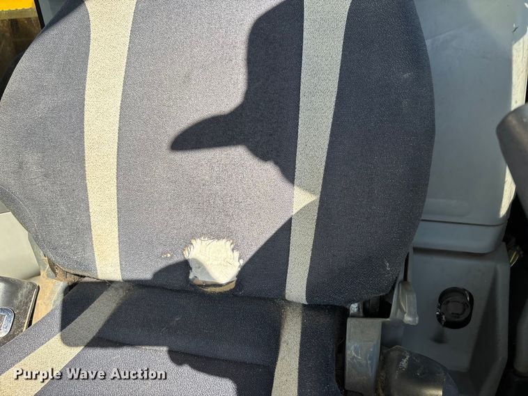 image for item DU1437 2018 Caterpillar 326F L long reach excavator