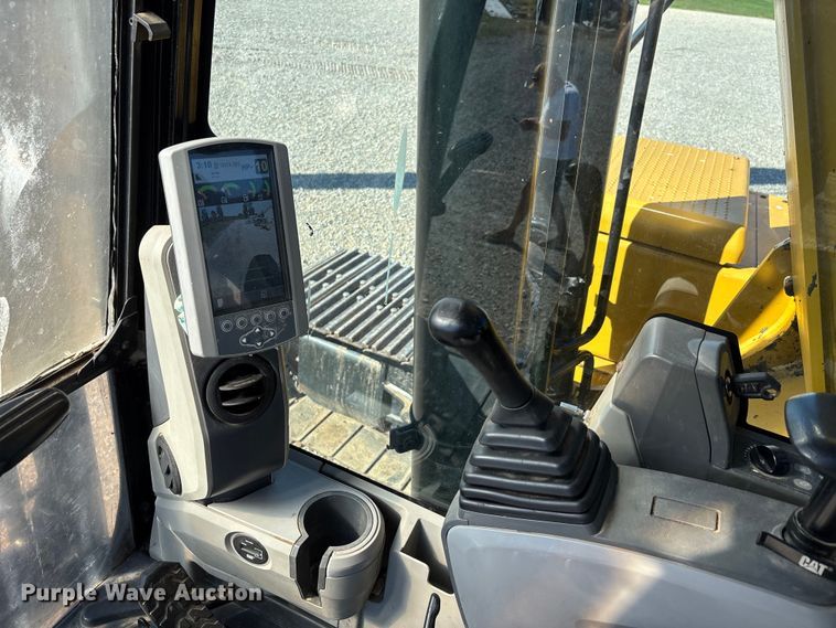 image for item DU1437 2018 Caterpillar 326F L long reach excavator