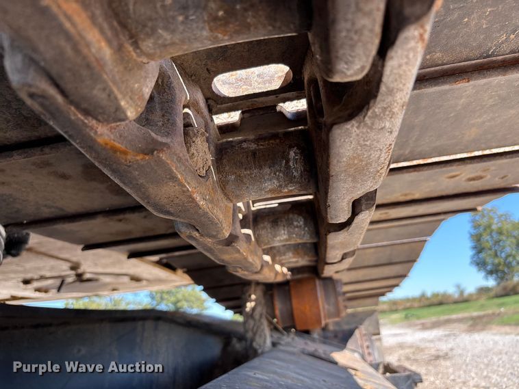 image for item DU1437 2018 Caterpillar 326F L long reach excavator