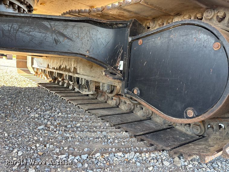 image for item DU1437 2018 Caterpillar 326F L long reach excavator