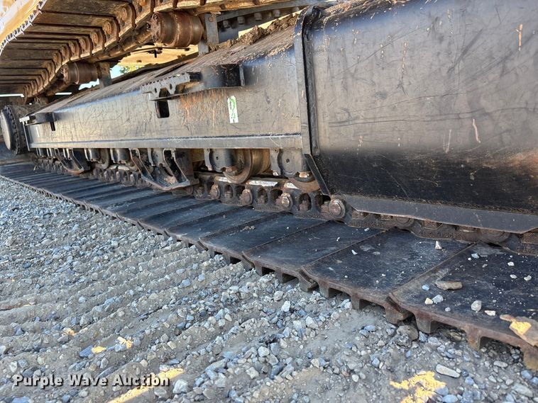 image for item DU1437 2018 Caterpillar 326F L long reach excavator