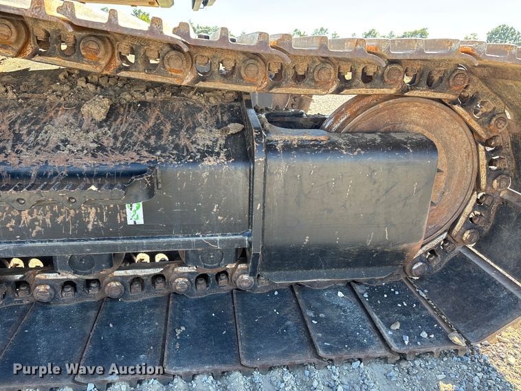 image for item DU1437 2018 Caterpillar 326F L long reach excavator