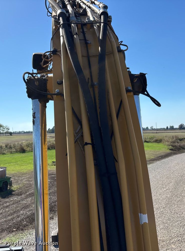 image for item DU1438 2018 Caterpillar 326F L long reach excavator