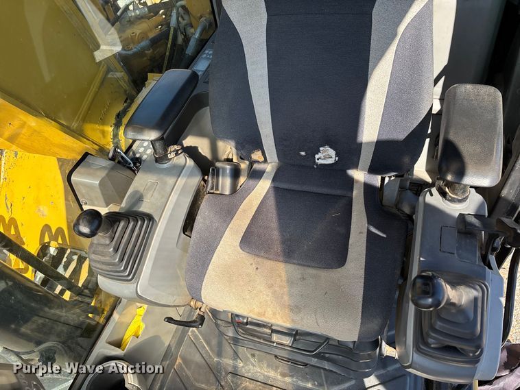 image for item DU1438 2018 Caterpillar 326F L long reach excavator