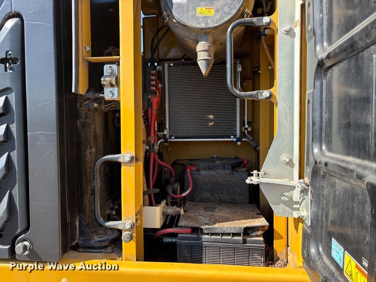 image for item DU1438 2018 Caterpillar 326F L long reach excavator