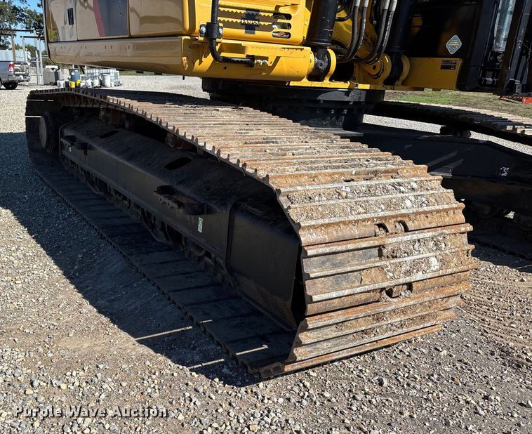 image for item DU1438 2018 Caterpillar 326F L long reach excavator