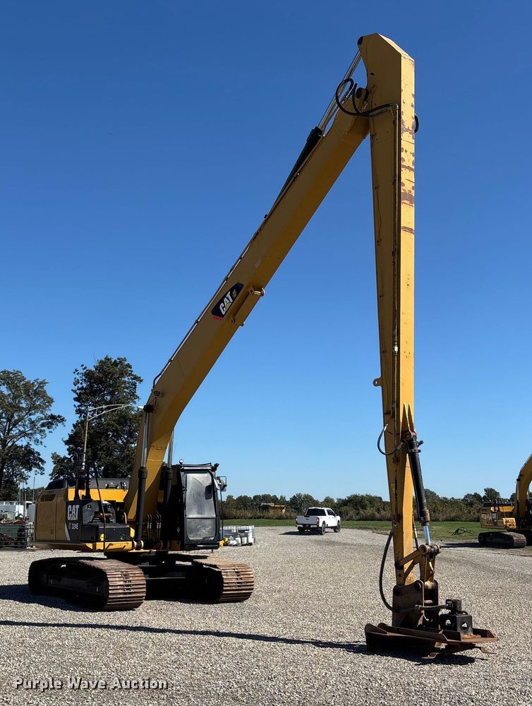 EXCAVADORA 2013 CATERPILLAR 324EL