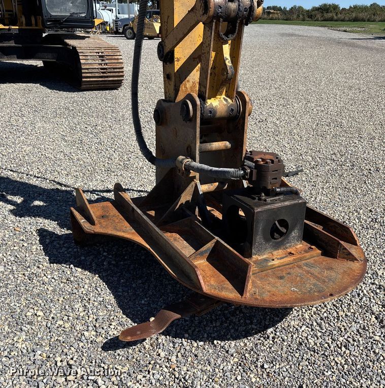 image for item DU1439 2013 Caterpillar 324E L long reach excavator