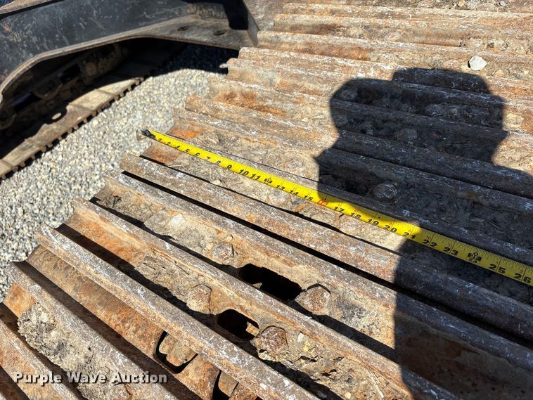 image for item DU1439 2013 Caterpillar 324E L long reach excavator