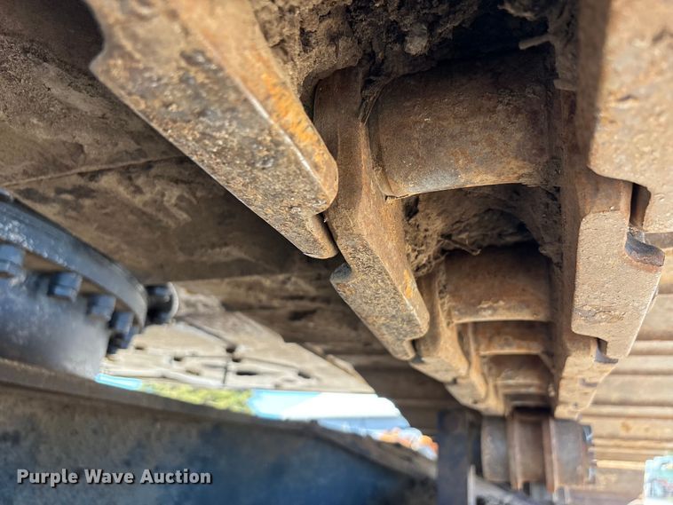 image for item DU1439 2013 Caterpillar 324E L long reach excavator