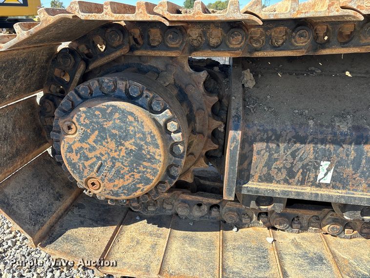 image for item DU1439 2013 Caterpillar 324E L long reach excavator