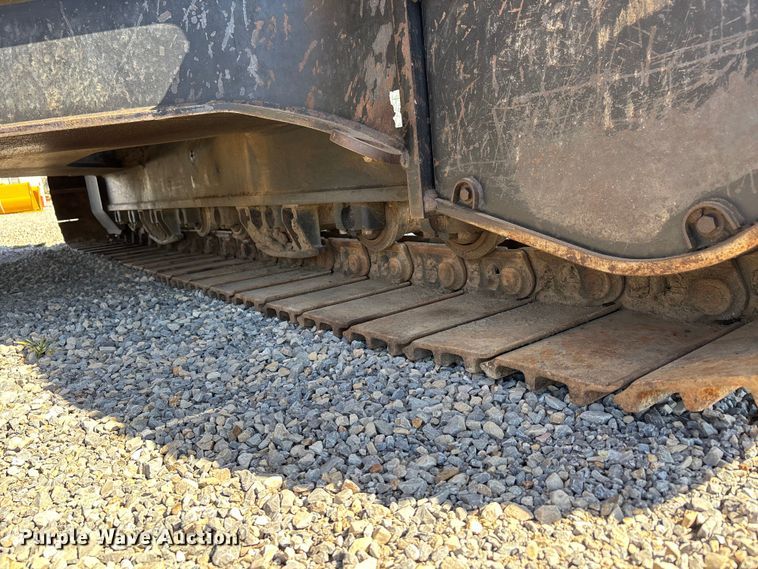 image for item DU1439 2013 Caterpillar 324E L long reach excavator