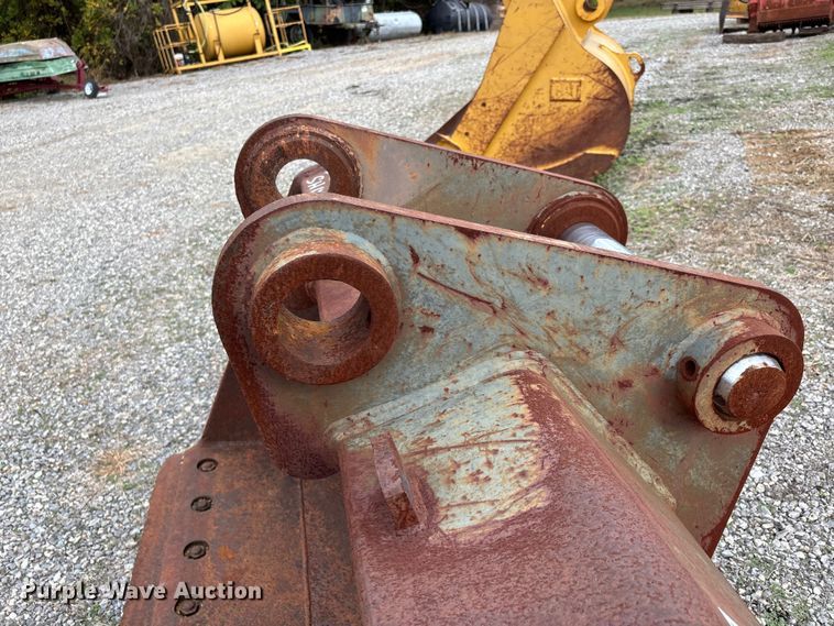 image for item DU1442 ESCO excavator bucket