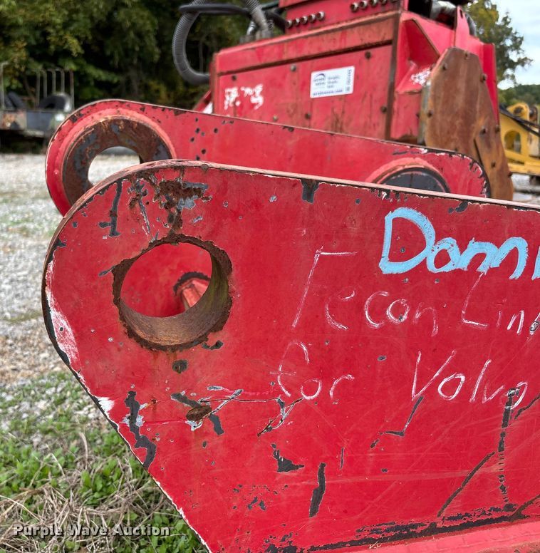 image for item DU1443 Fecon excavator mulcher