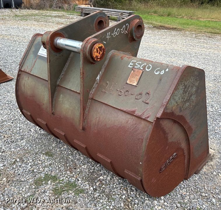 image for item DU1447 ESCO excavator bucket