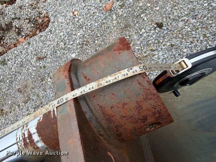 image for item DU1447 ESCO excavator bucket