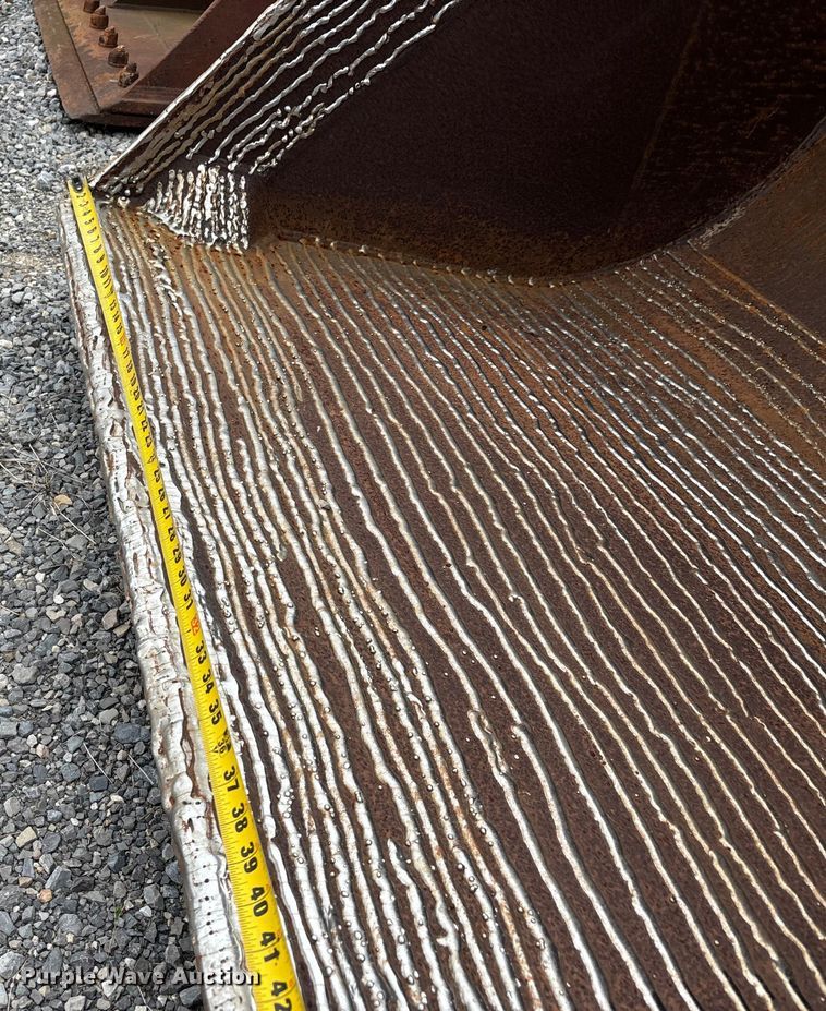 image for item DU1449 Pierce excavator bucket