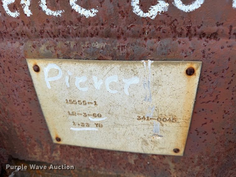 image for item DU1449 Pierce excavator bucket