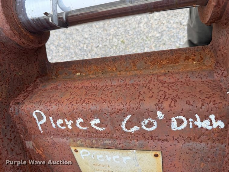 image for item DU1449 Pierce excavator bucket