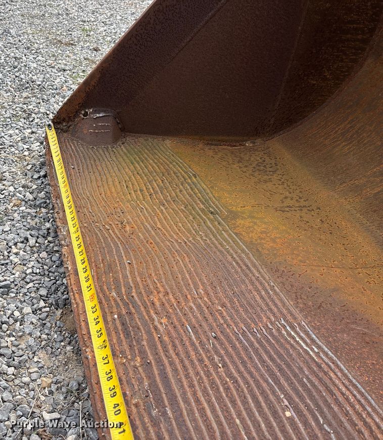 image for item DU1451 Pierce excavator bucket