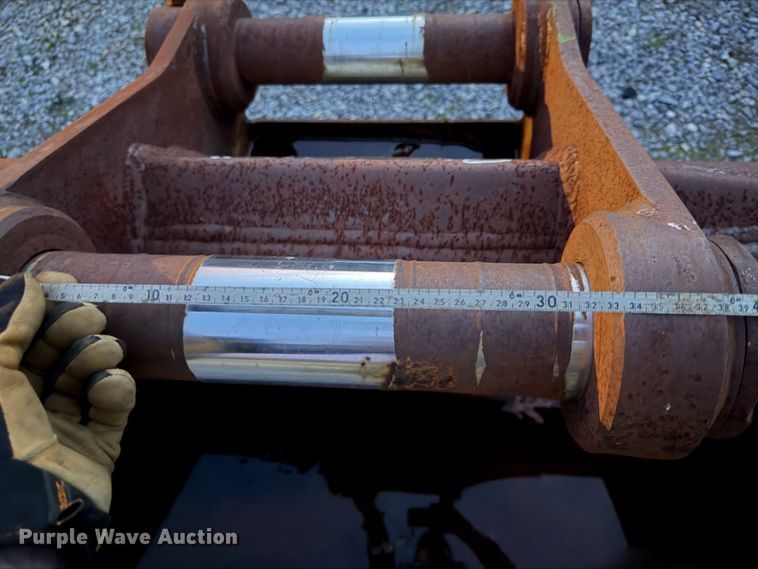 image for item DU1451 Pierce excavator bucket