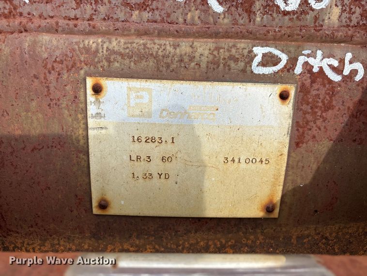image for item DU1451 Pierce excavator bucket