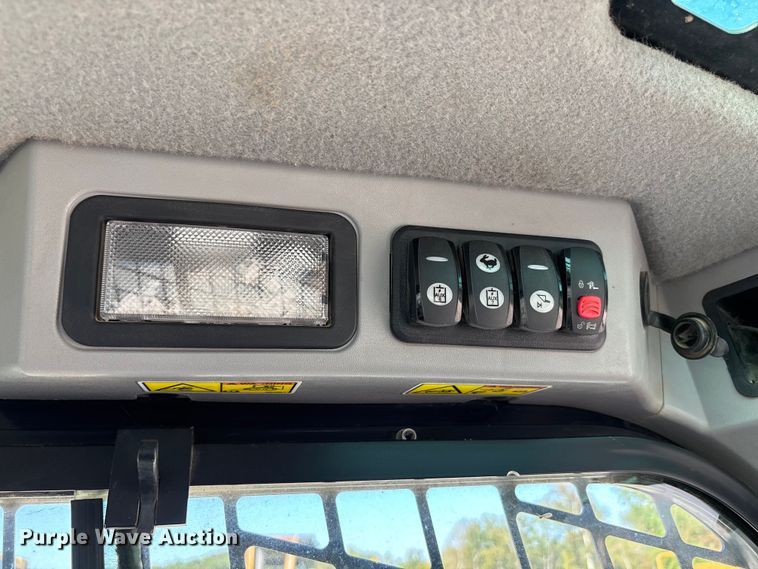 image for item DU1452 2016 Caterpillar 289D tracked skid steer loader