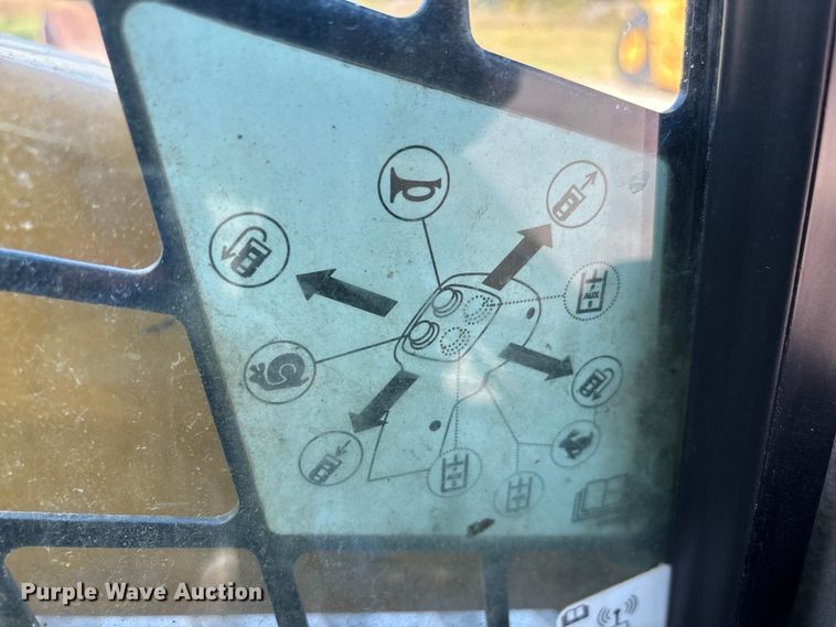 image for item DU1452 2016 Caterpillar 289D tracked skid steer loader