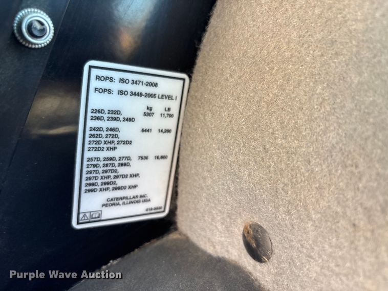 image for item DU1452 2016 Caterpillar 289D tracked skid steer loader