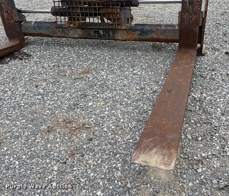 image for item DU1455 JRB  wheel loader forks