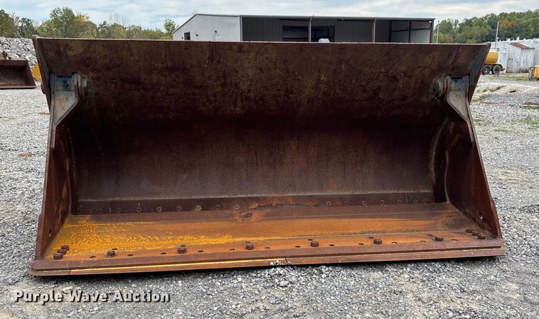 image for item DU1457 JRB 744J wheel loader four-in-one bucket