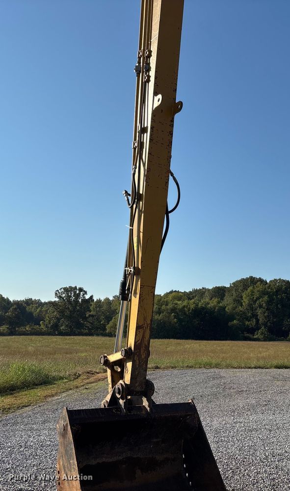 image for item DU1460 2018 Caterpillar 326F L long reach excavator