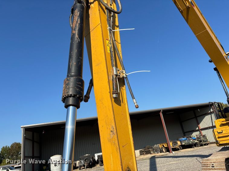 image for item DU1460 2018 Caterpillar 326F L long reach excavator