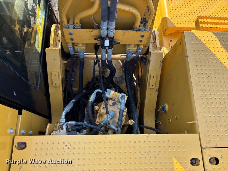 image for item DU1460 2018 Caterpillar 326F L long reach excavator